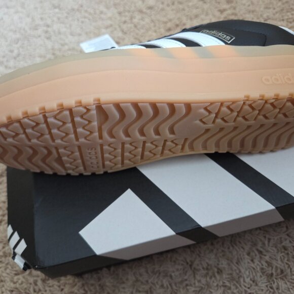 Adidas VL Court Bold- Black/White Gum sole - Picture 2 of 4